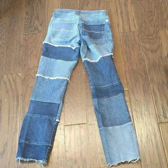 Jeans - Picture 4 of 15